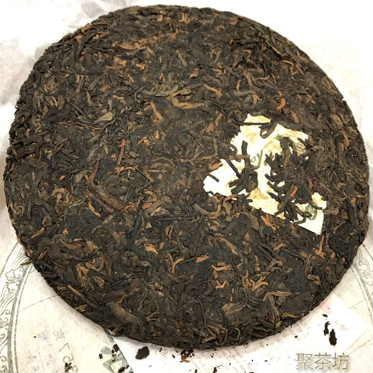 2007年博友天下云茶普洱熟茶饼(图2)