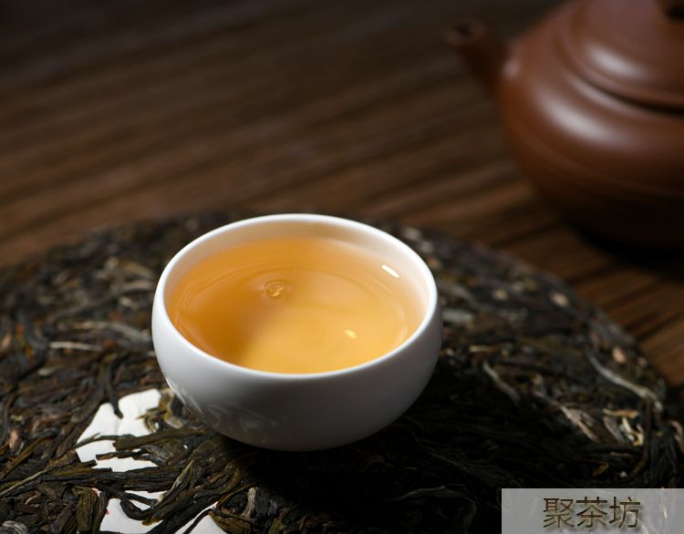 聚茶坊2020年易武古树普洱茶生茶饼茶(图7)